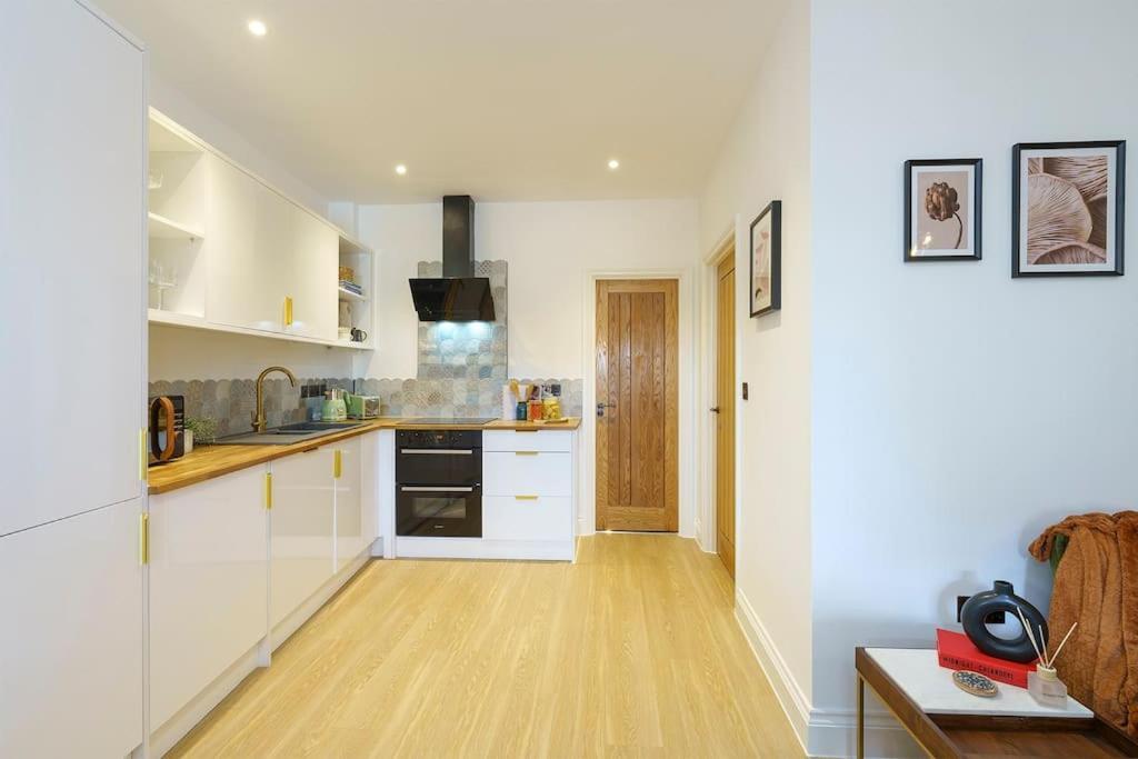 Bressingham - 2 Bedroom Luxury Apartment By Mint Stays 布里斯托 外观 照片